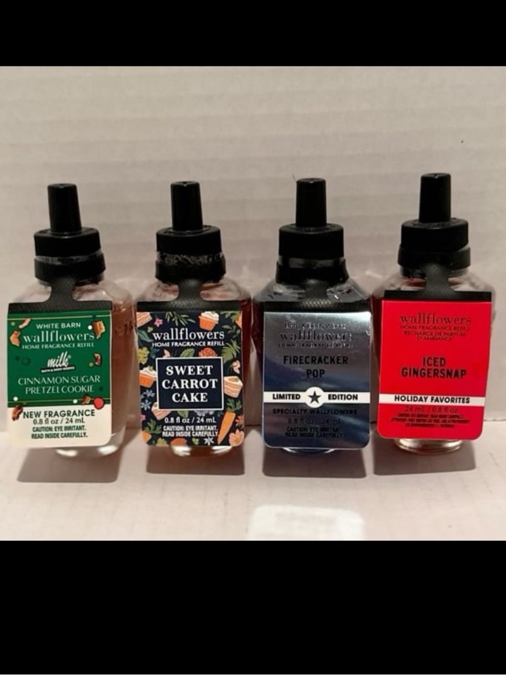 Bath & Body NEW (4) Holidays Wallflower Refills Bundle